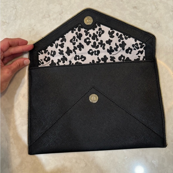 Rebecca Minkoff Clutch black with gold hardware - Picture 9 of 16